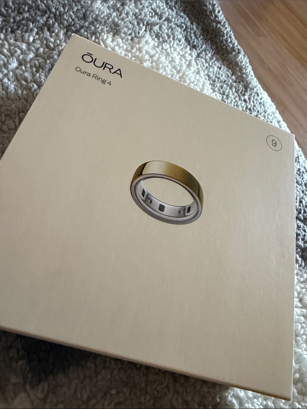 Oura Ring 4 in Gold Finish - Women's Ring
